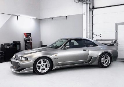 Este Nissan Skyline GT-R R33 de Veilside es tan caro como espectacular