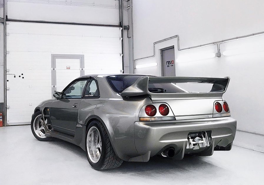 Este Nissan Skyline GT-R R33 de Veilside es tan caro como espectacular