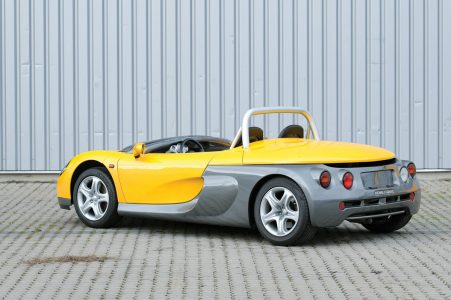 Este Renault Sport Spider de 1996 busca dueño: Tan sólo se fabricaron 1800 unidades