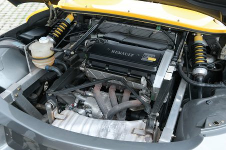 Este Renault Sport Spider de 1996 busca dueño: Tan sólo se fabricaron 1800 unidades