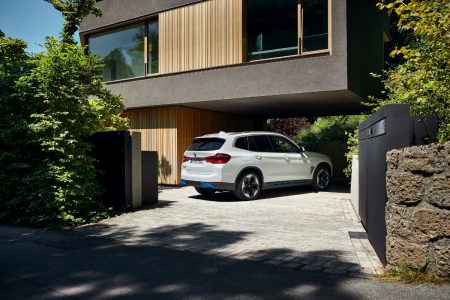 BMW iX3 2021: 100% eléctrico y con hasta 460 kilómetros de autonomía