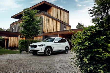 BMW iX3 2021: 100% eléctrico y con hasta 460 kilómetros de autonomía