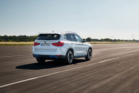 BMW iX3 2021: 100% eléctrico y con hasta 460 kilómetros de autonomía