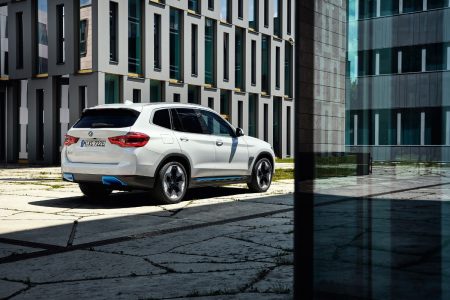 BMW iX3 2021: 100% eléctrico y con hasta 460 kilómetros de autonomía