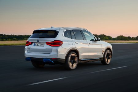 BMW iX3 2021: 100% eléctrico y con hasta 460 kilómetros de autonomía