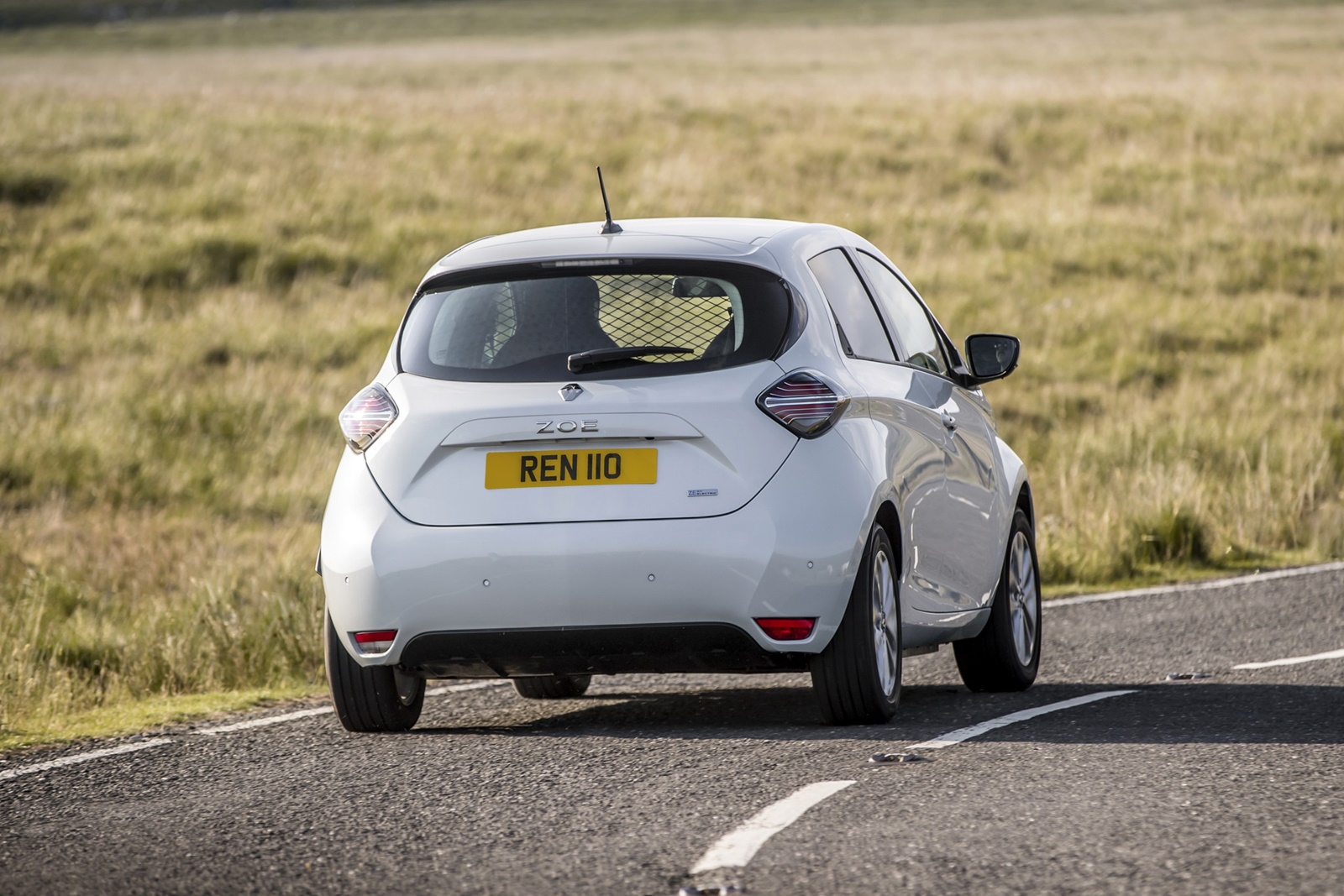 El Renault Zoe Van llega con 394 kilómetros de autonomía para los profesionales