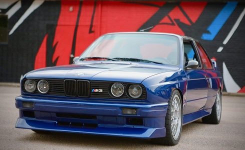 Este BMW M3 E30 tiene un motor de BMW M3 E46 y ahora está en subasta