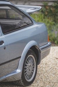 Este Ford Sierra RS Cosworth es muy especial y ahora está a la venta: Te contamos por qué