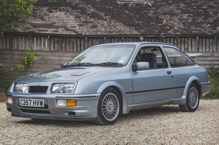 Este Ford Sierra RS Cosworth es muy especial y ahora está a la venta: Te contamos por qué