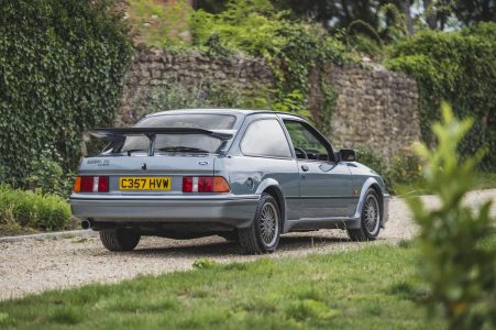 Este Ford Sierra RS Cosworth es muy especial y ahora está a la venta: Te contamos por qué