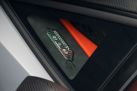 Jorge Lorenzo estrena su nuevo Lamborghini Aventador SVJ 63 Roadster