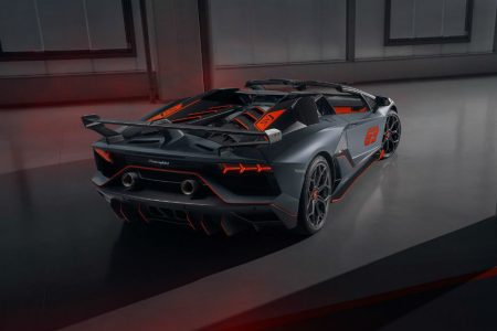 Jorge Lorenzo estrena su nuevo Lamborghini Aventador SVJ 63 Roadster