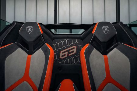 Jorge Lorenzo estrena su nuevo Lamborghini Aventador SVJ 63 Roadster