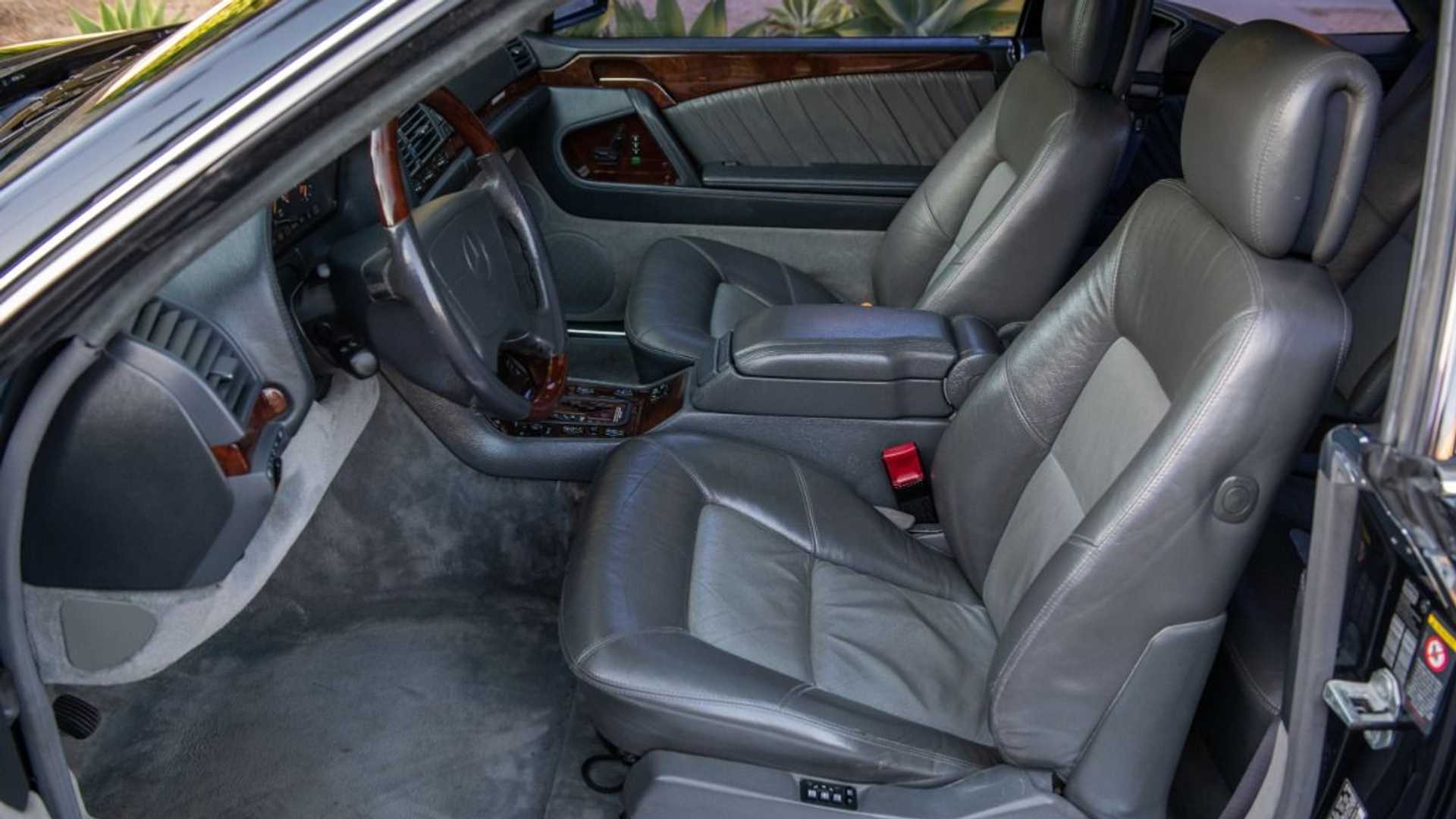 ¿Cuánto pagarías por el Mercedes S600 V12 Coupé que perteneció a Michael Jordan?