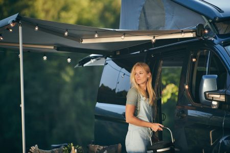 El techo elevable llega a la Ford Transit Custom Nugget Plus 2020