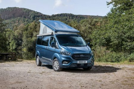 El techo elevable llega a la Ford Transit Custom Nugget Plus 2020