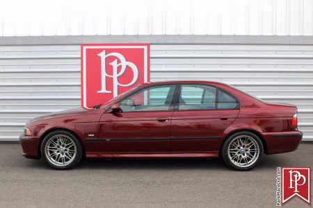 Este BMW M5 E39 de 2001 sólo tiene 32.000 kilómetros y está a la venta