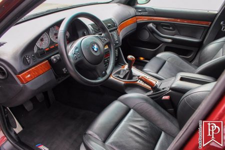 Este BMW M5 E39 de 2001 sólo tiene 32.000 kilómetros y está a la venta