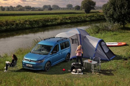 Volkswagen Caddy California: Una mini California para los que buscan un vehículo camper más compacto