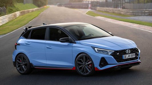 ¡Oficial! El Hyundai i20 N 2021 tiene 204 CV, caja de cambios manual y una estética que no pasa desapercibida