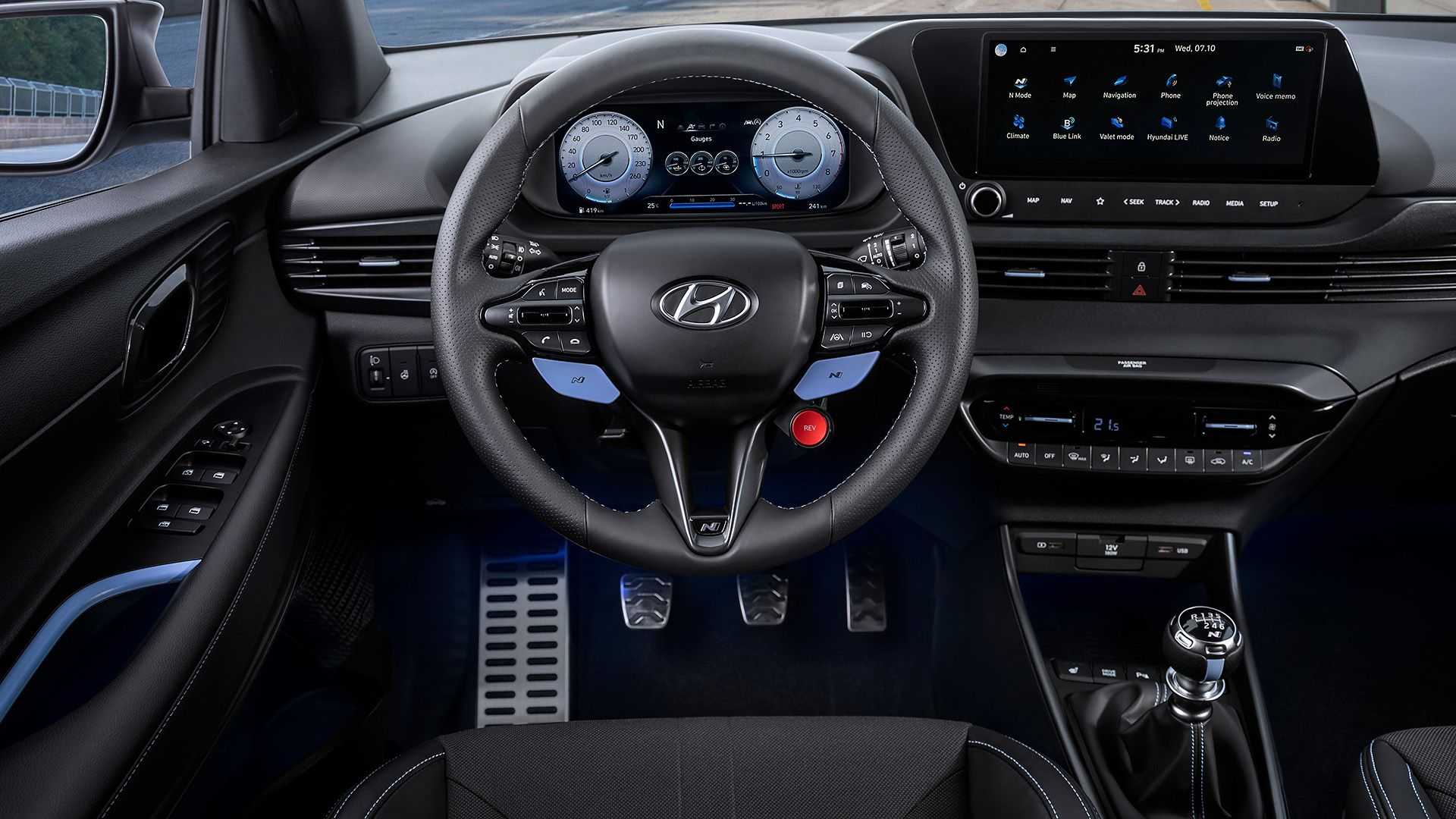 ¡Oficial! El Hyundai i20 N 2021 tiene 204 CV, caja de cambios manual y una estética que no pasa desapercibida