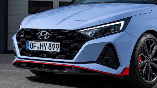 ¡Oficial! El Hyundai i20 N 2021 tiene 204 CV, caja de cambios manual y una estética que no pasa desapercibida