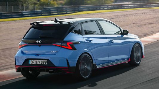 ¡Oficial! El Hyundai i20 N 2021 tiene 204 CV, caja de cambios manual y una estética que no pasa desapercibida