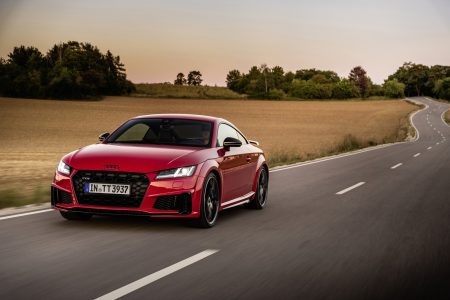 Audi TTS competition plus 2021: ahora con más potencia, 320 CV