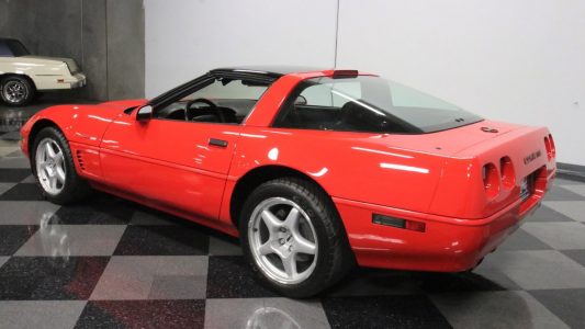 Este Chevrolet Corvette ZR1 de 1995 sólo tiene 43 kilómetros y está a la venta
