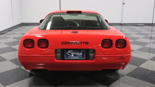 Este Chevrolet Corvette ZR1 de 1995 sólo tiene 43 kilómetros y está a la venta