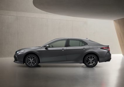 Toyota Camry híbrido 2021: Pequeña actualización para el mercado europeo