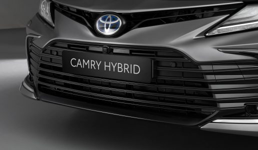 Toyota Camry híbrido 2021: Pequeña actualización para el mercado europeo