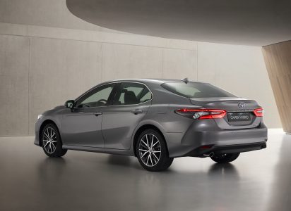 Toyota Camry híbrido 2021: Pequeña actualización para el mercado europeo