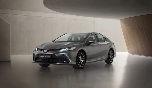 Toyota Camry híbrido 2021: Pequeña actualización para el mercado europeo