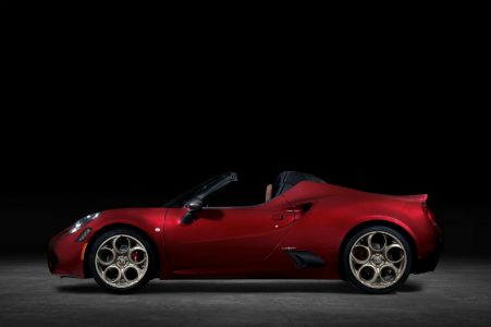 Alfa Romeo 4C Spider 33 Stradale Tributo: El adiós para los Estados Unidos