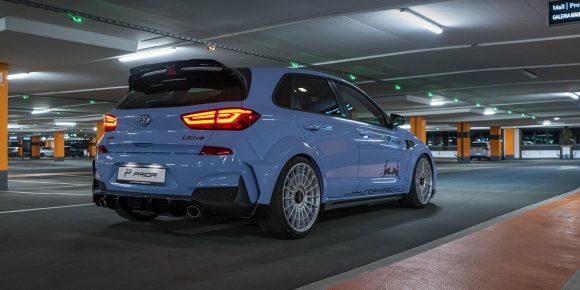 El Hyundai i30 N gana musculatura tras pasar por el gimnasio de Prior Design