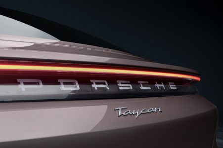 El Porsche Taycan "asequible" de propulsión trasera ya está disponible: ¿Cuánto cuesta?