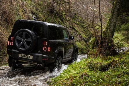 Land Rover Defender 2022: Ahora con el motor V8 de 525 CV