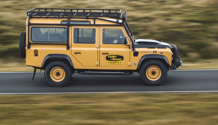 Land Rover Defender Works V8 Trophy: El Defender clásico resucita con un motor V8