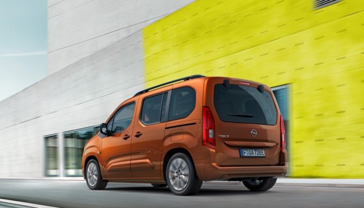 Opel Combo-e Life: Furgoneta eléctrica para pasajeros