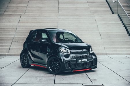 BRABUS 92R: ¿Te gastarías más de 46.000 euros en un smart eléctrico descapotable?