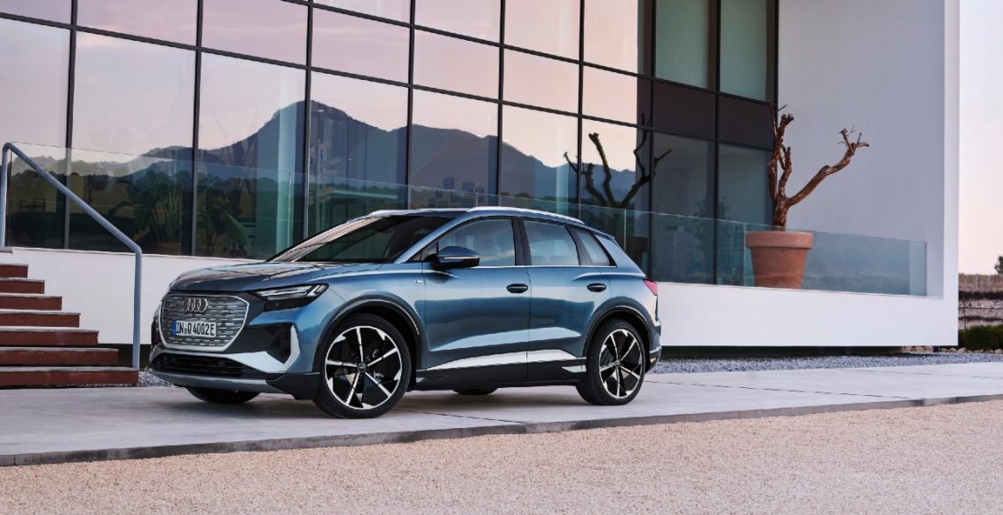 Audi-Q4-e-tron-2021-2