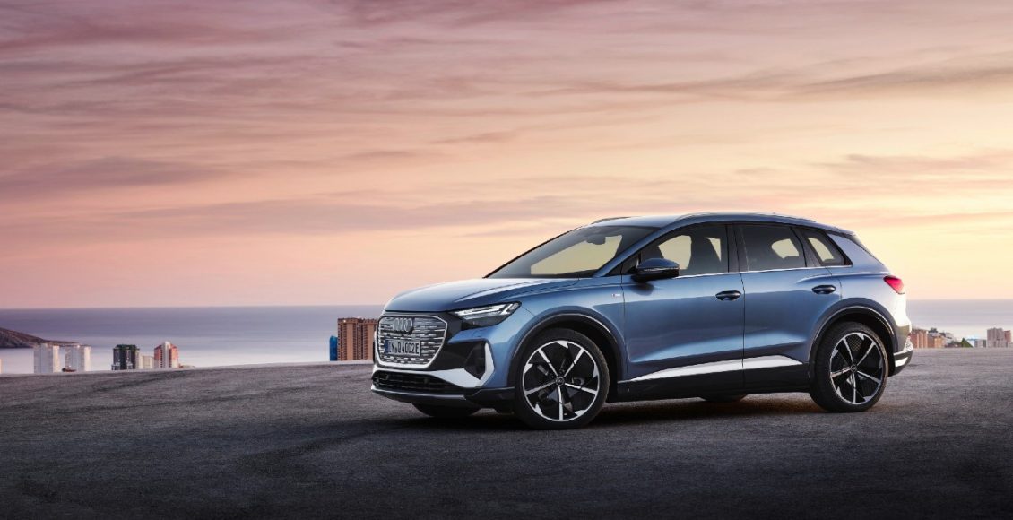 Audi-Q4-e-tron-2021-16