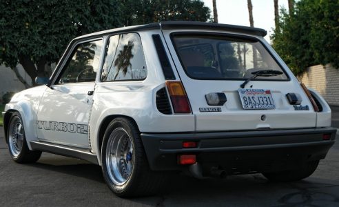 ¡Frankenstein a la vista! Este Renault 5 Turbo 2 lleva motor rotativo (13B) y no se ha logrado subastar