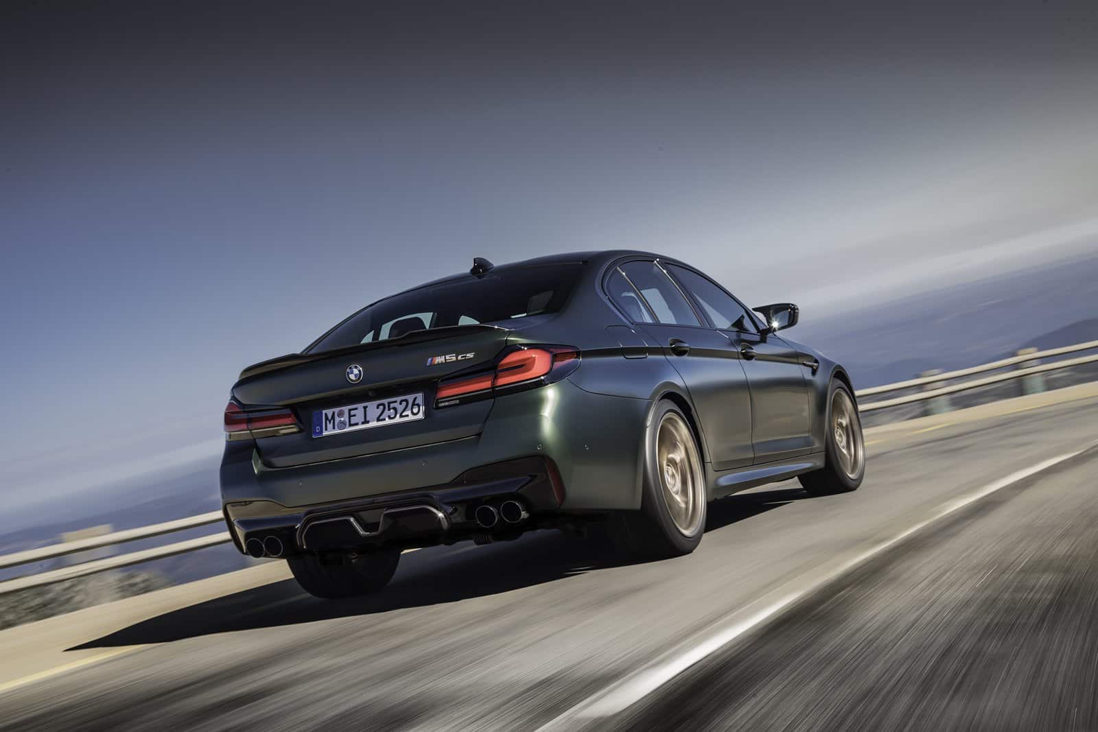 El BMW M5 CS llega a España con 635 CV: Necesitarás 207.300 euros para hacerte con él