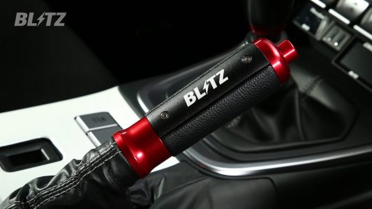 El Toyota GR 86 preparado por Blitz viene con un aire "macarra"