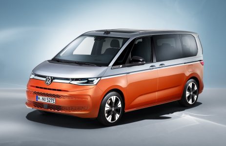 Volkswagen T7 Multivan 2021: Adaptada a los nuevos tiempos, híbrida y enchufable