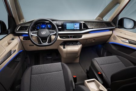 Volkswagen T7 Multivan 2021: Adaptada a los nuevos tiempos, híbrida y enchufable