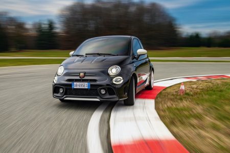 Abarth 695 Esseesse: Serie limitada a 1.390 unidades