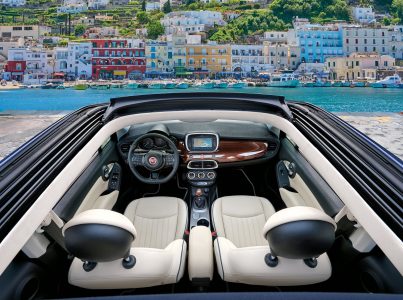 El Fiat 500X Yachting ya es oficial: Cinco puertas y a cielo abierto